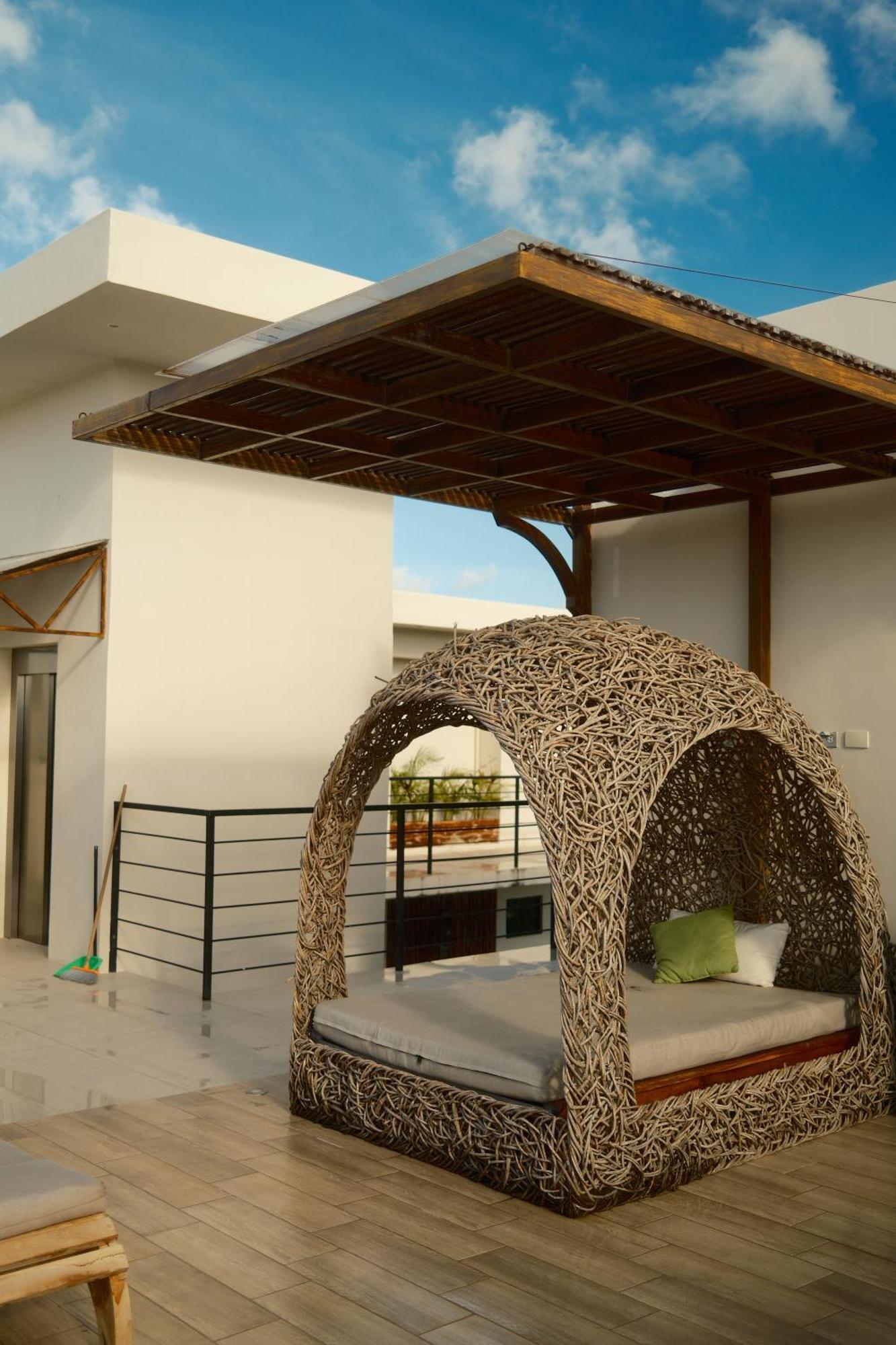 Apartment Downtown Penthouse With Private Pool, Rooftop Pool And Gym, Short Distance From Beaches, Restaurants & Nightlife Tulum