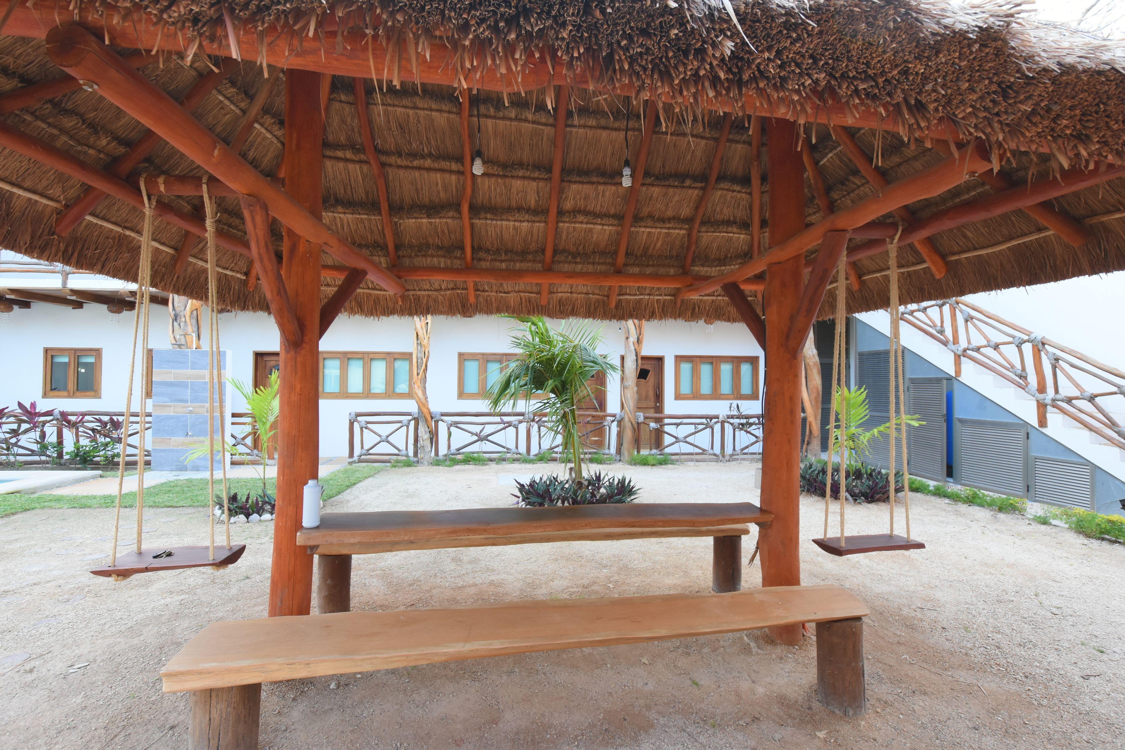 Hacienda Dos Ojos Hotel 4*