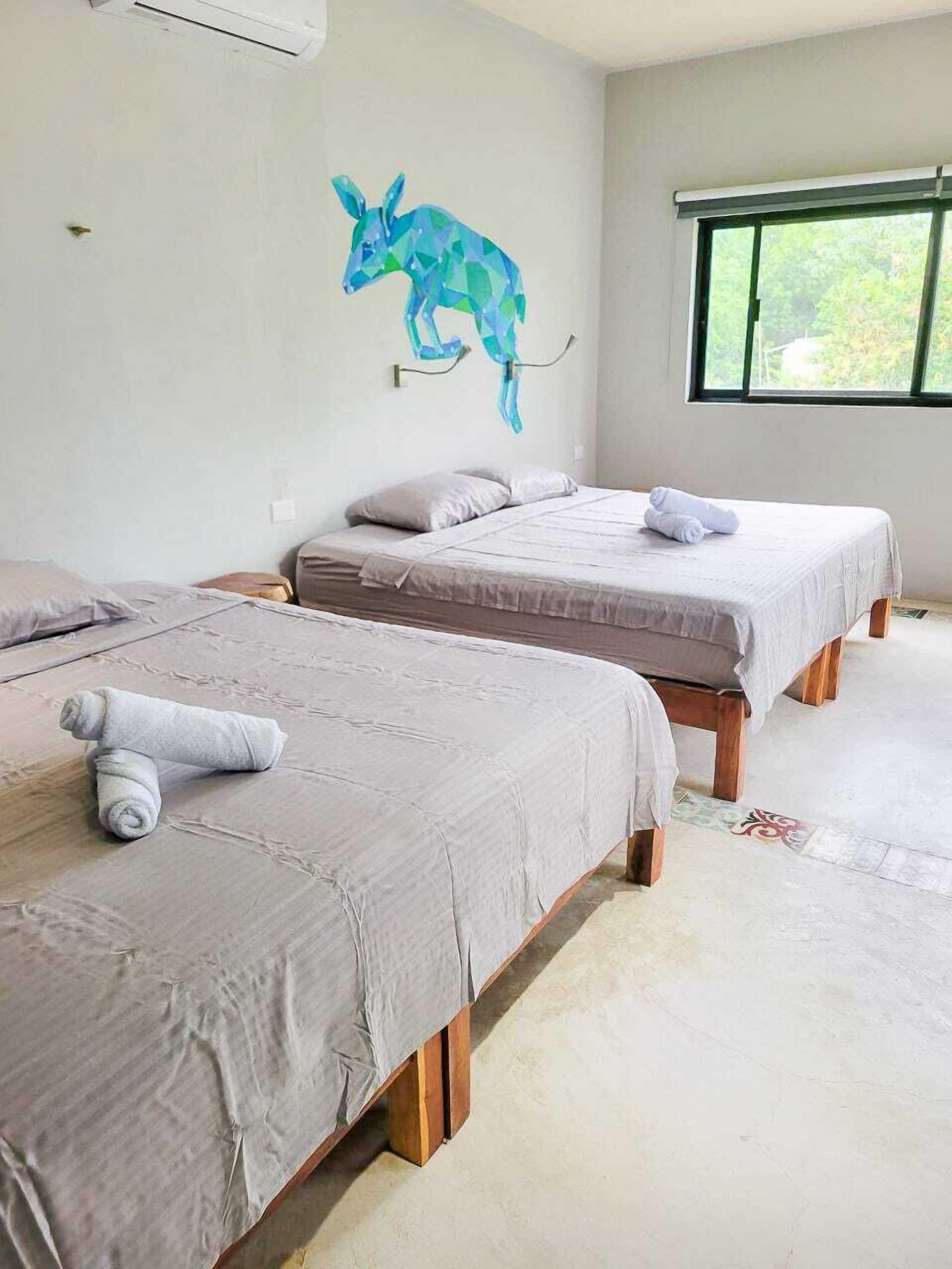 Maui Hostel *