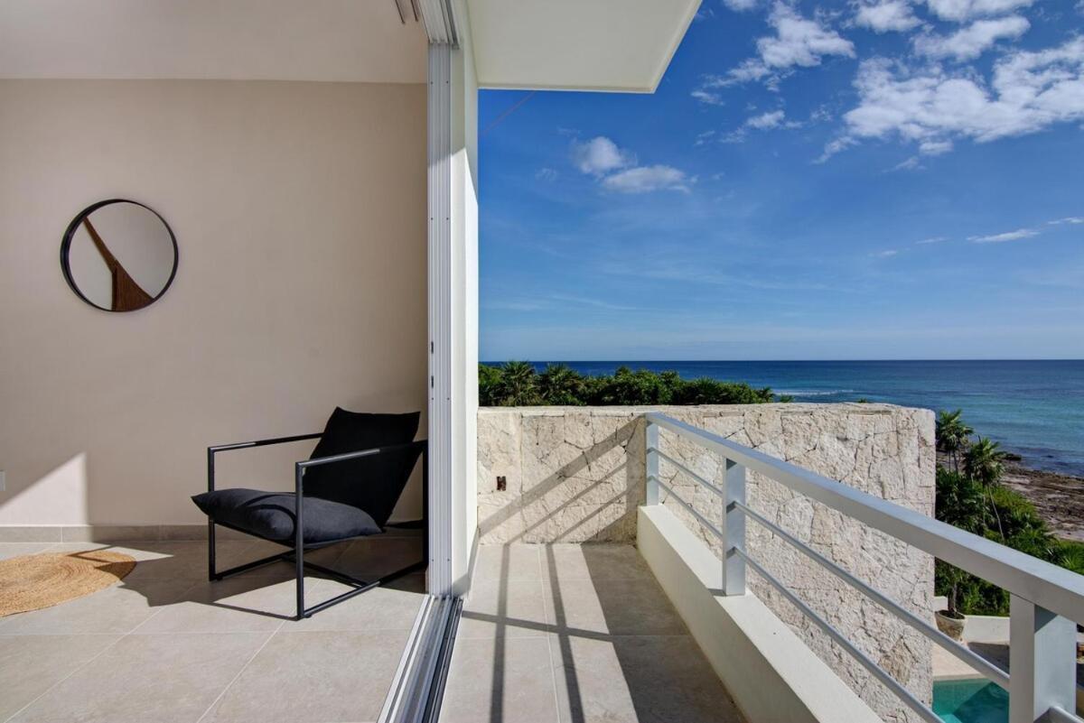 Villa Beachfront Luruxy In