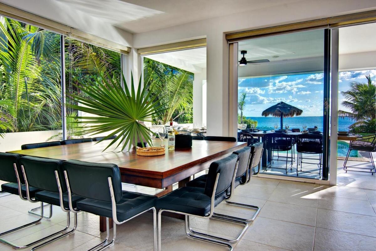 Beachfront Luruxy In Villa Tulum