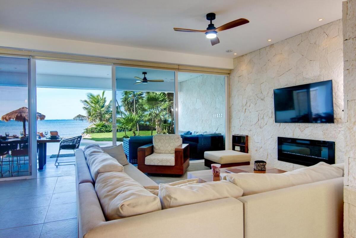 Villa Beachfront Luruxy In