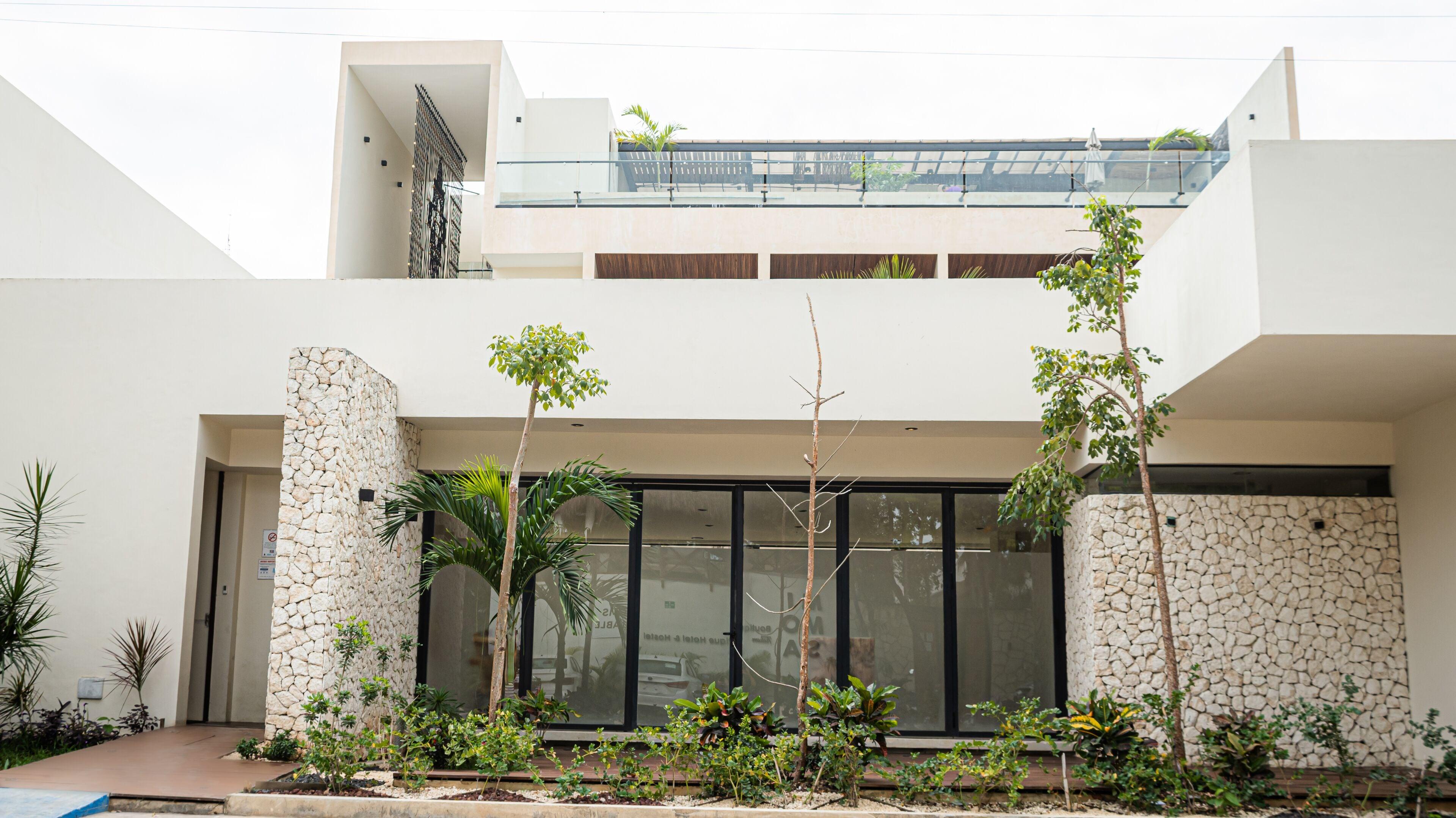 Moonshine & Hotel Tulum