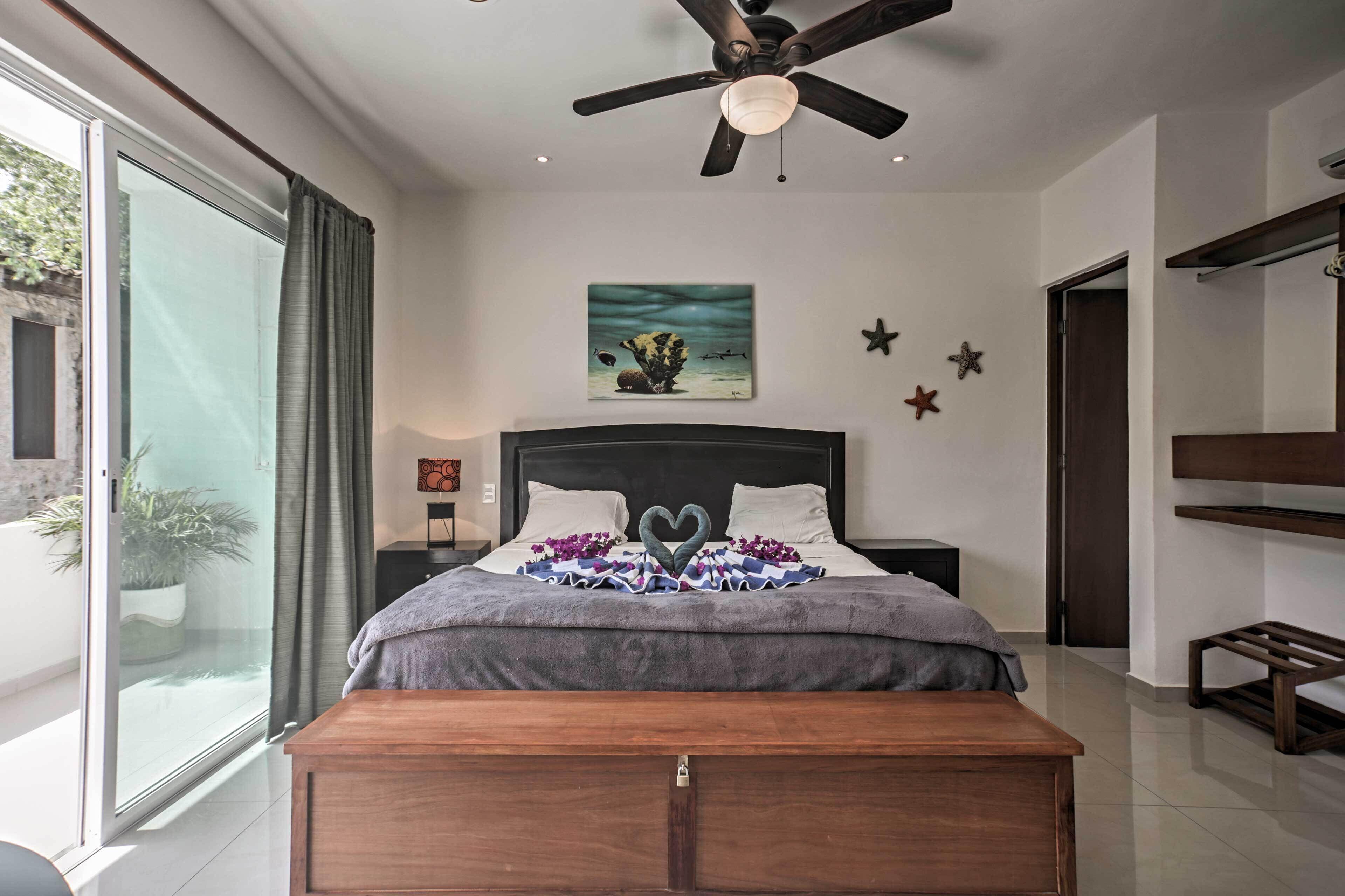 Villa Casa Esmeralda W/ Pool Access & Furnished Patio! *