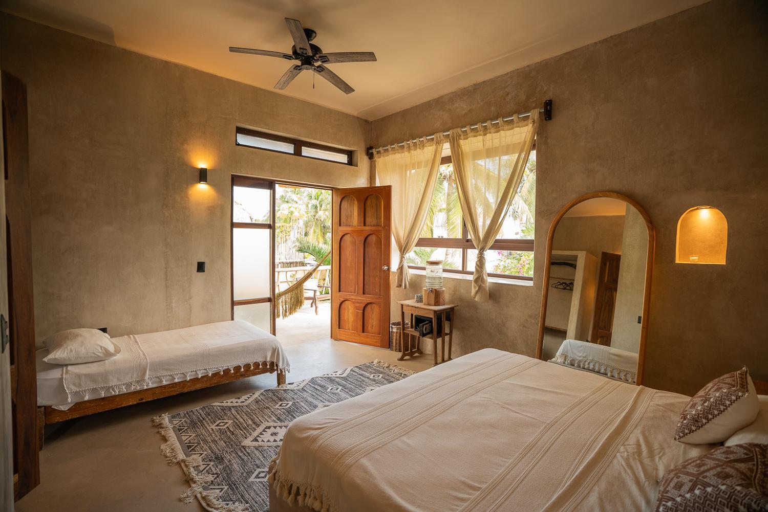 Hotel La Del Sol Boutique 3*