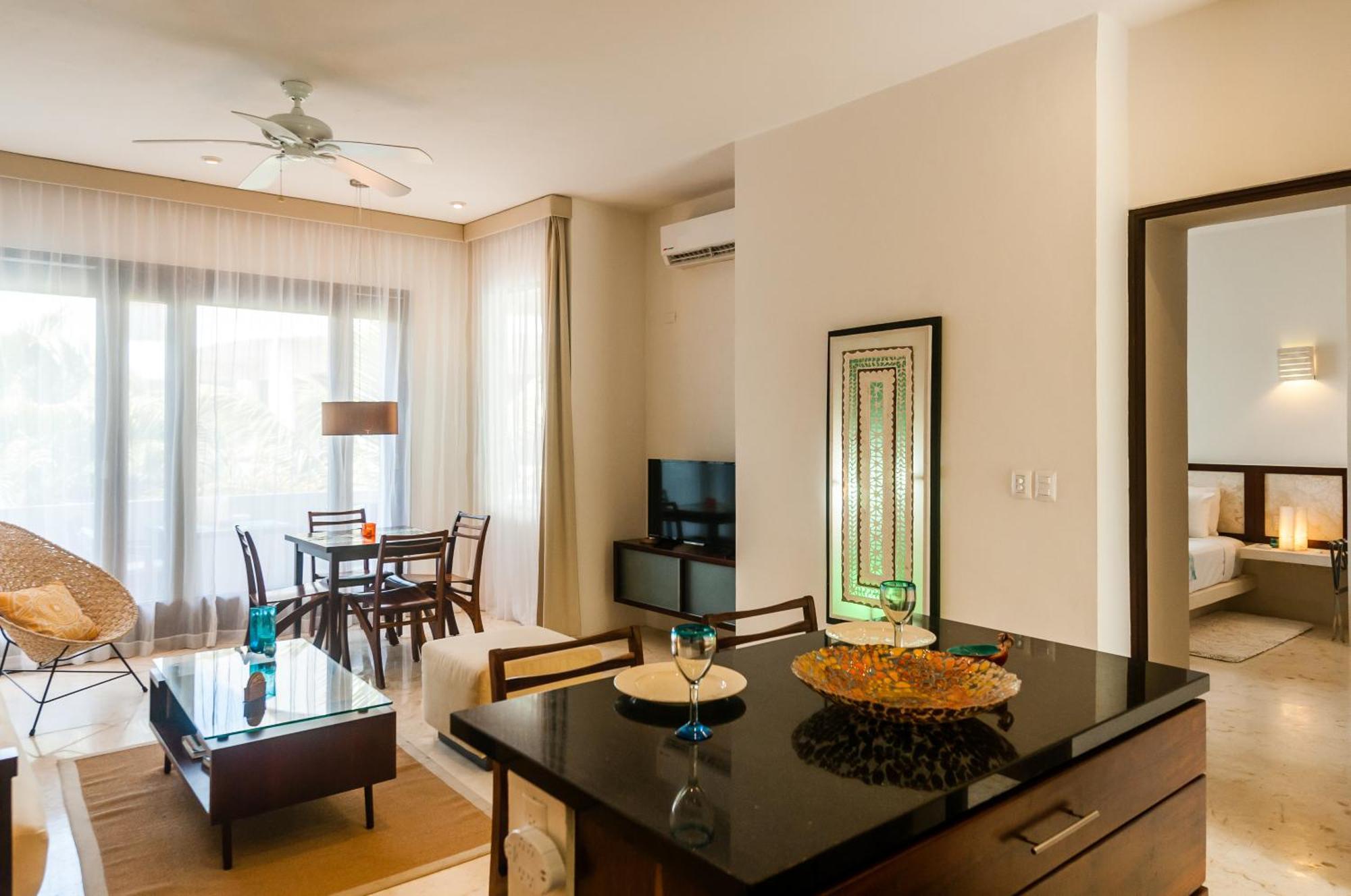 Aparthotel Mak Nuk Village - Clothing Optional