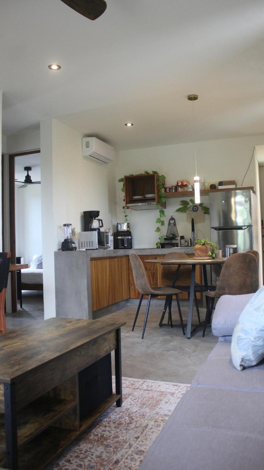 Apartment 2 Bdrm-2 Baths For Groups & Music Lovers *