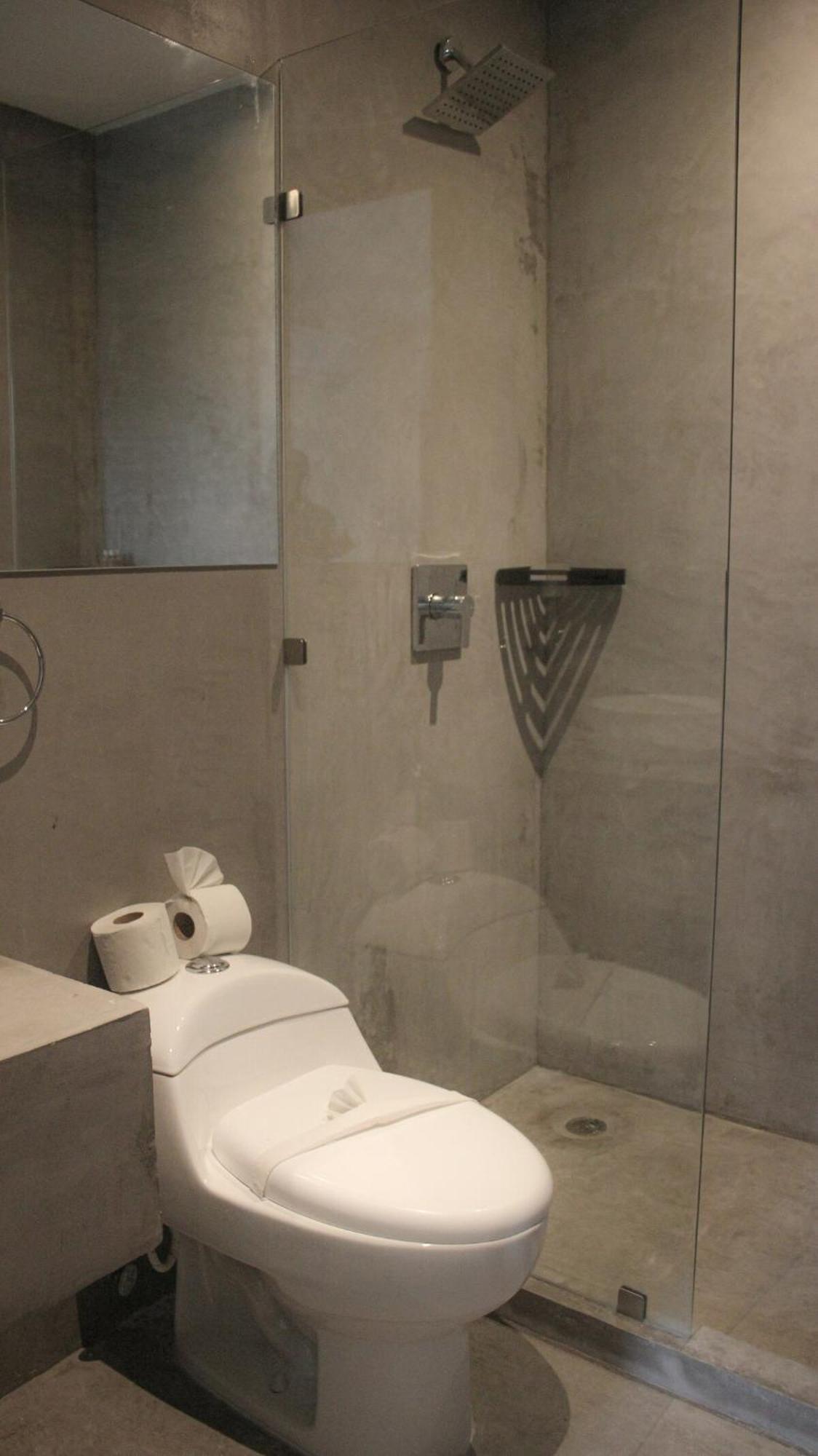 Apartment 2 Bdrm-2 Baths For Groups & Music Lovers *