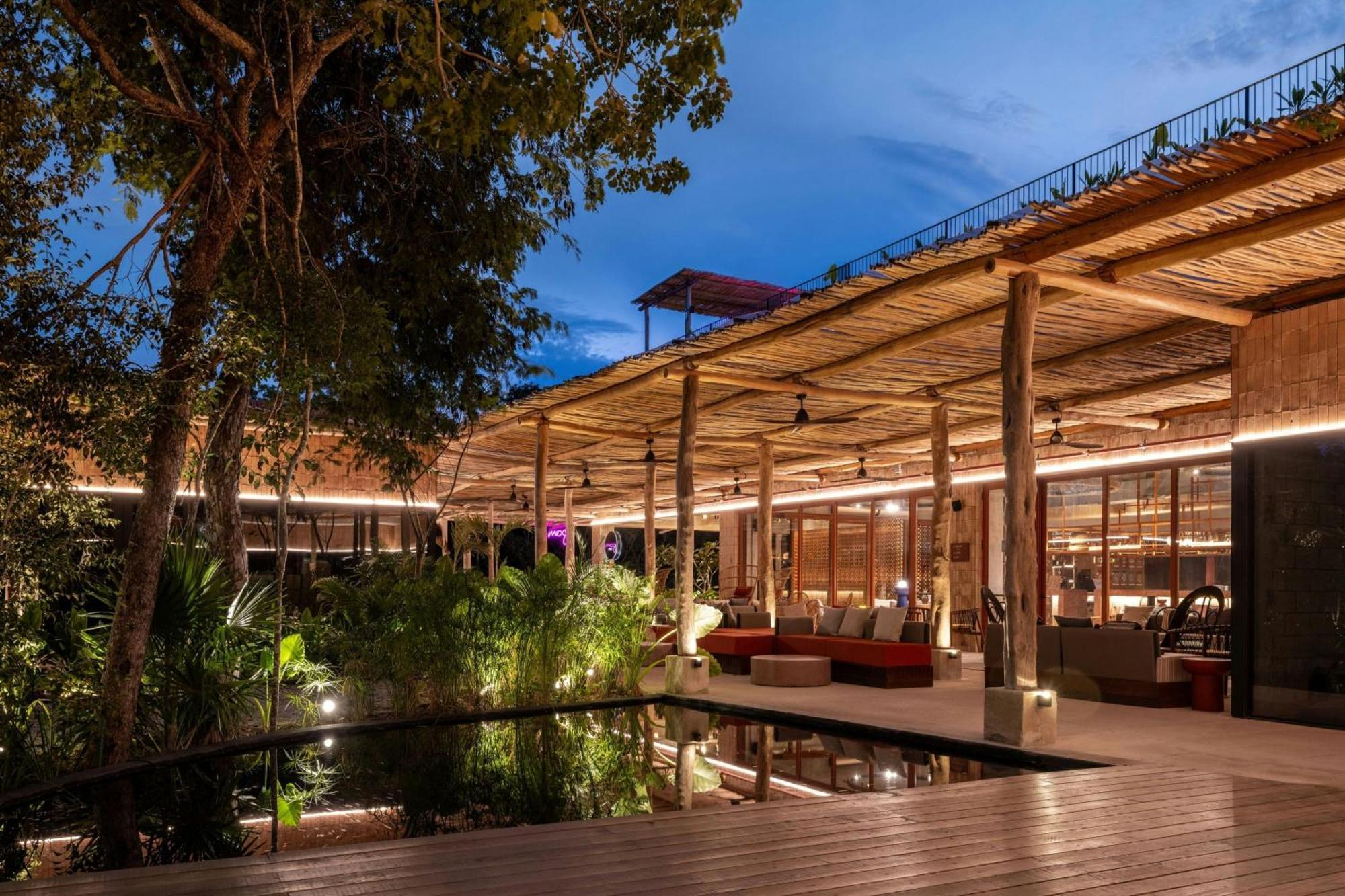 Hotel Moxy Tulum