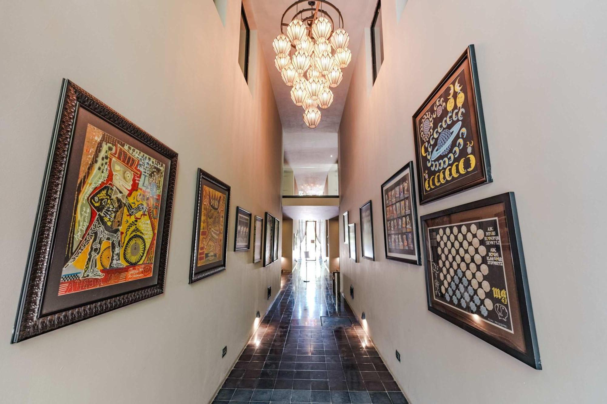 Art House - A Living Work Of Art *