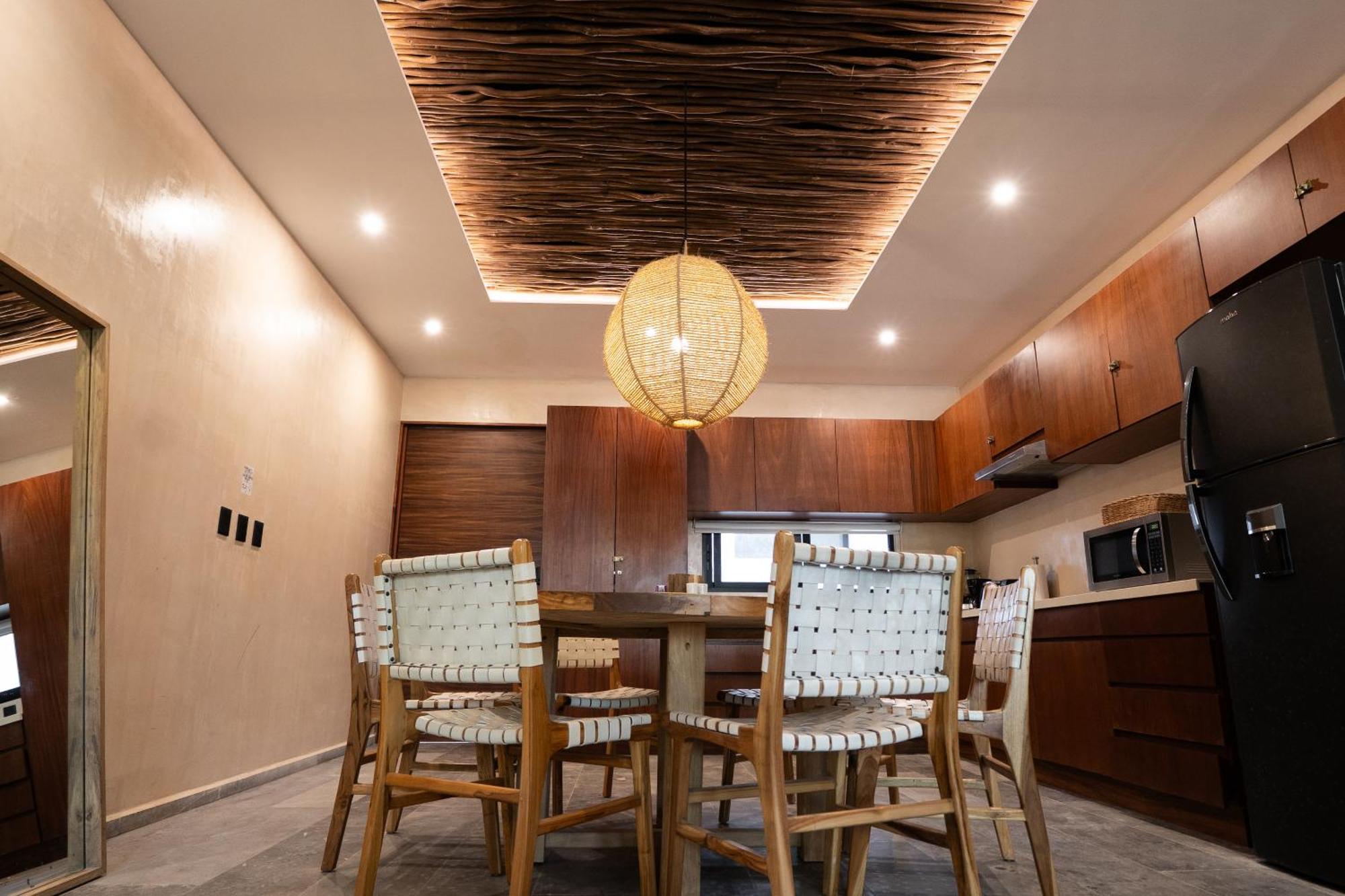 Apartment Stylish & Luxury Penthouse & Apartment, Private Pool, Private Hot Tub, Terrace And Roof At Jungle