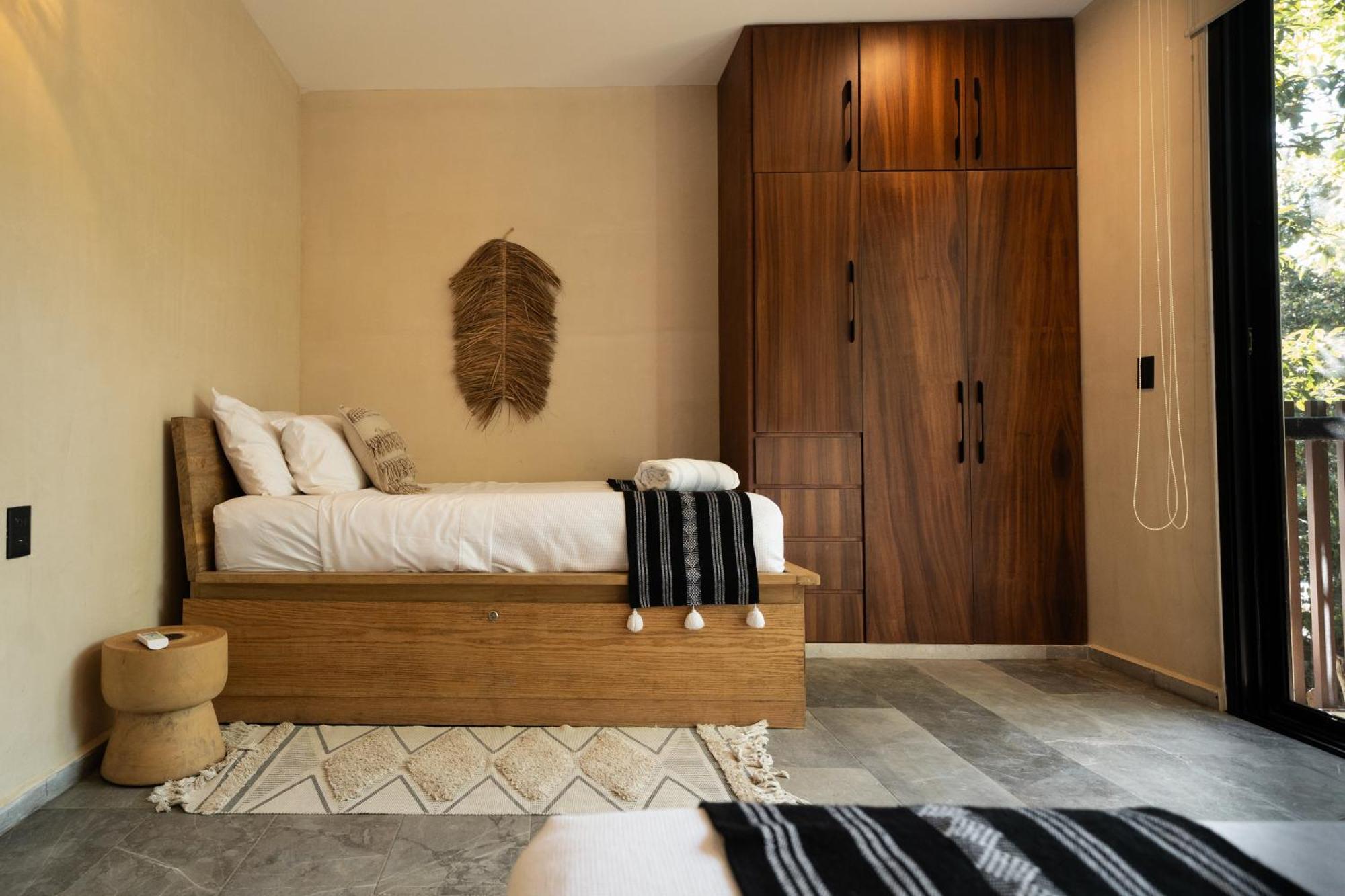 Stylish & Luxury Penthouse & Apartment, Private Pool, Private Hot Tub, Terrace And Roof At Jungle Tulum