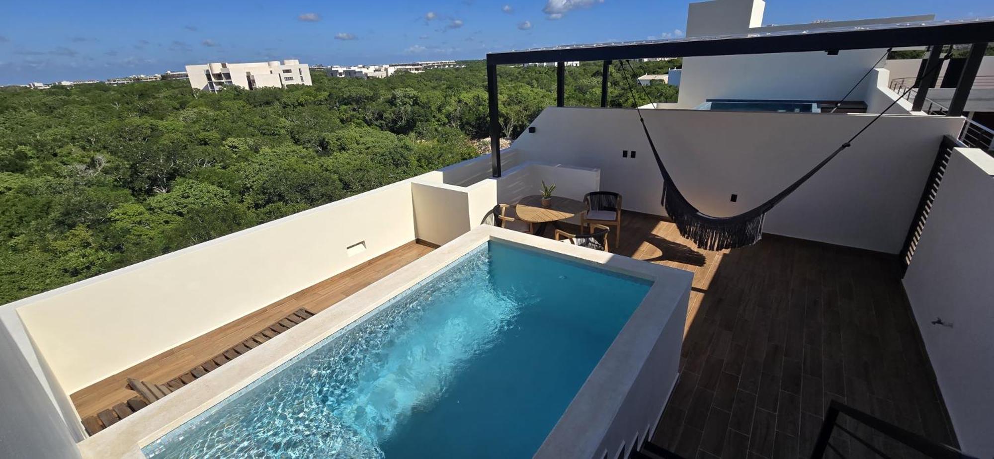 Luxury 2 Bd Roof Private Pool - Jungle View *