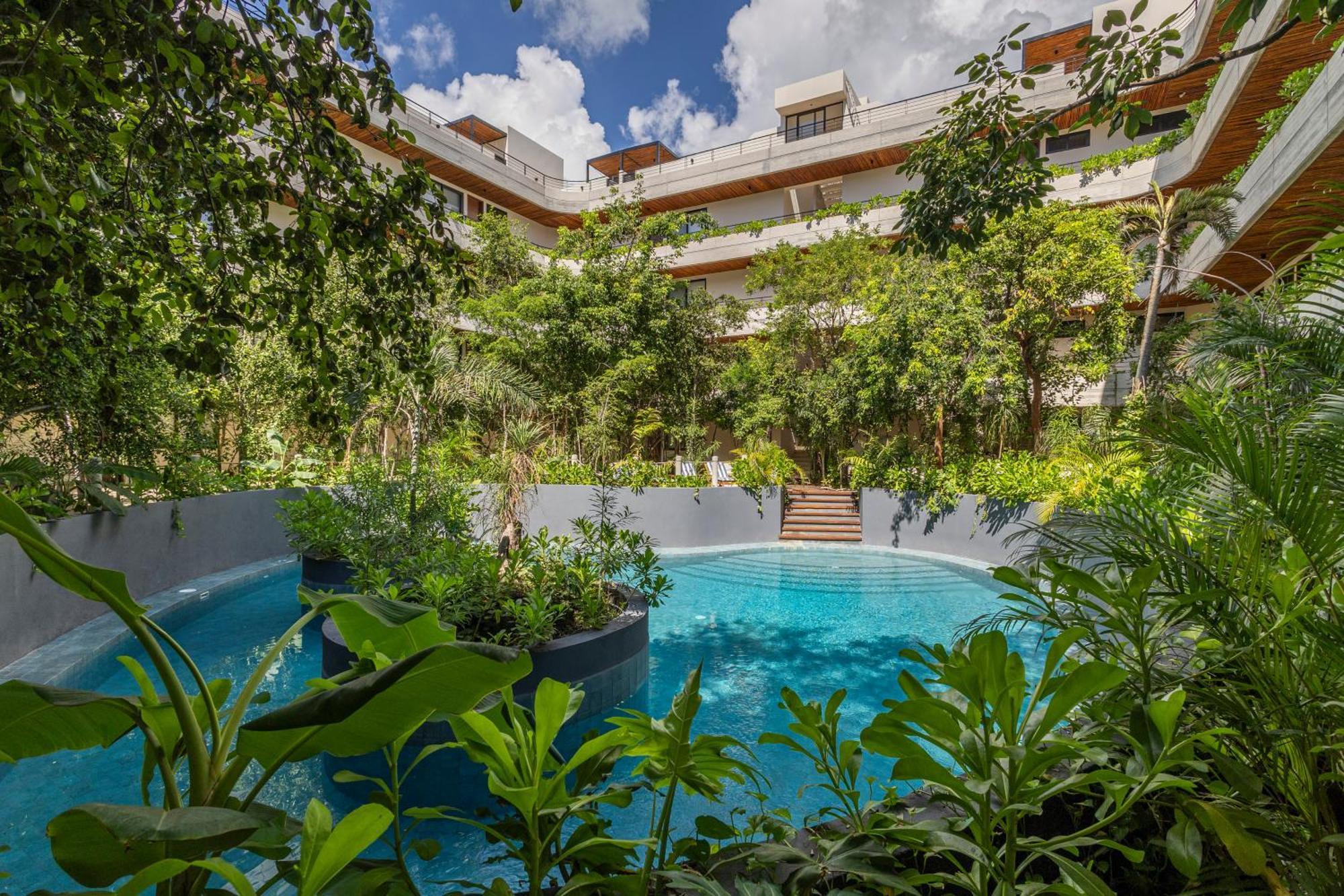 Luxury 2 Bd Roof Private Pool - Jungle View *