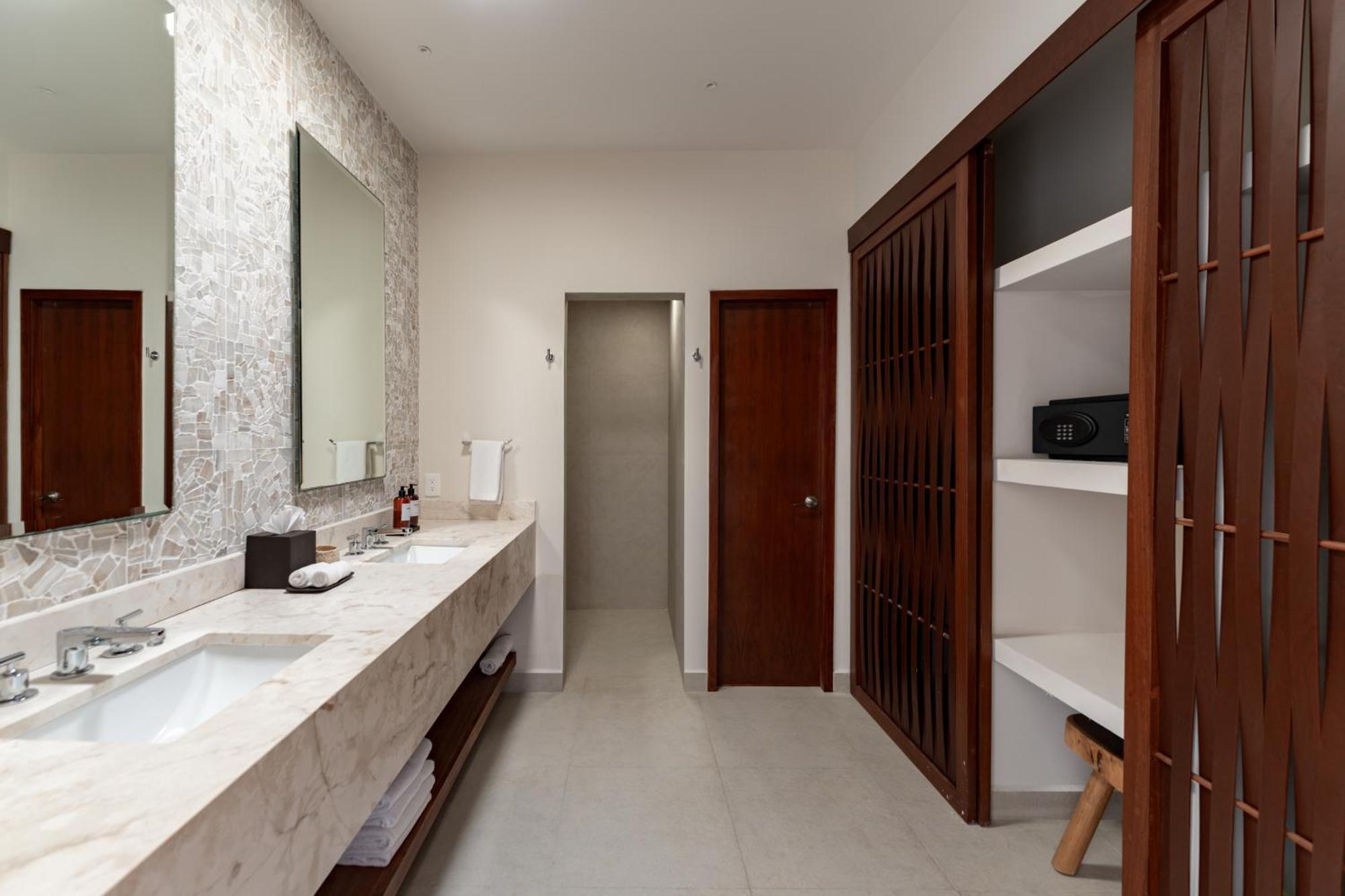Eeb Ti Kaan - Luxury Oceanfront Residences Tulum