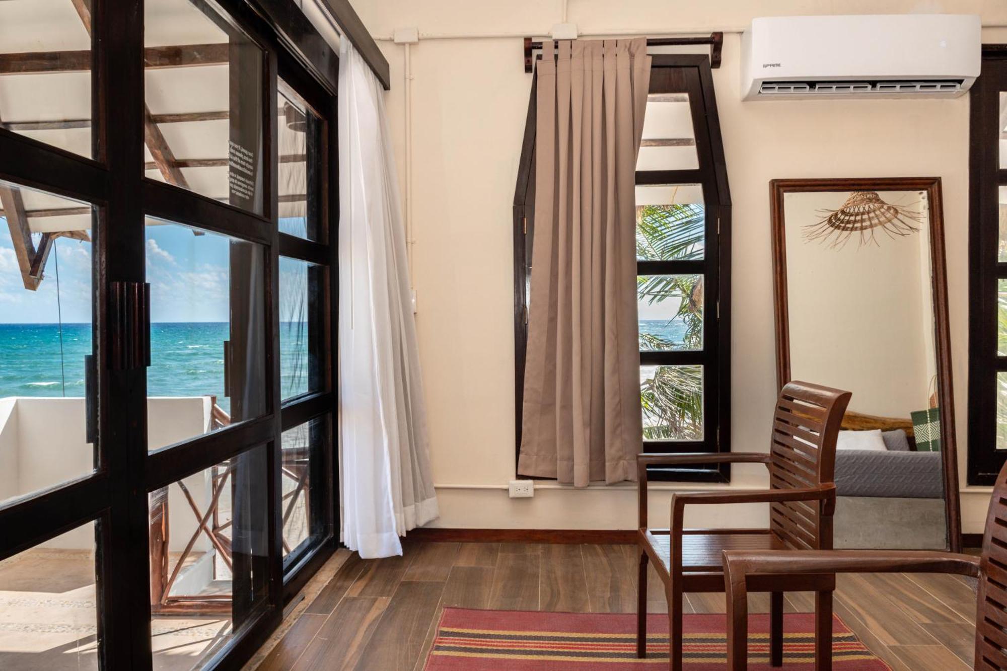 Mia Beachfront - Ocean View And Club Tulum