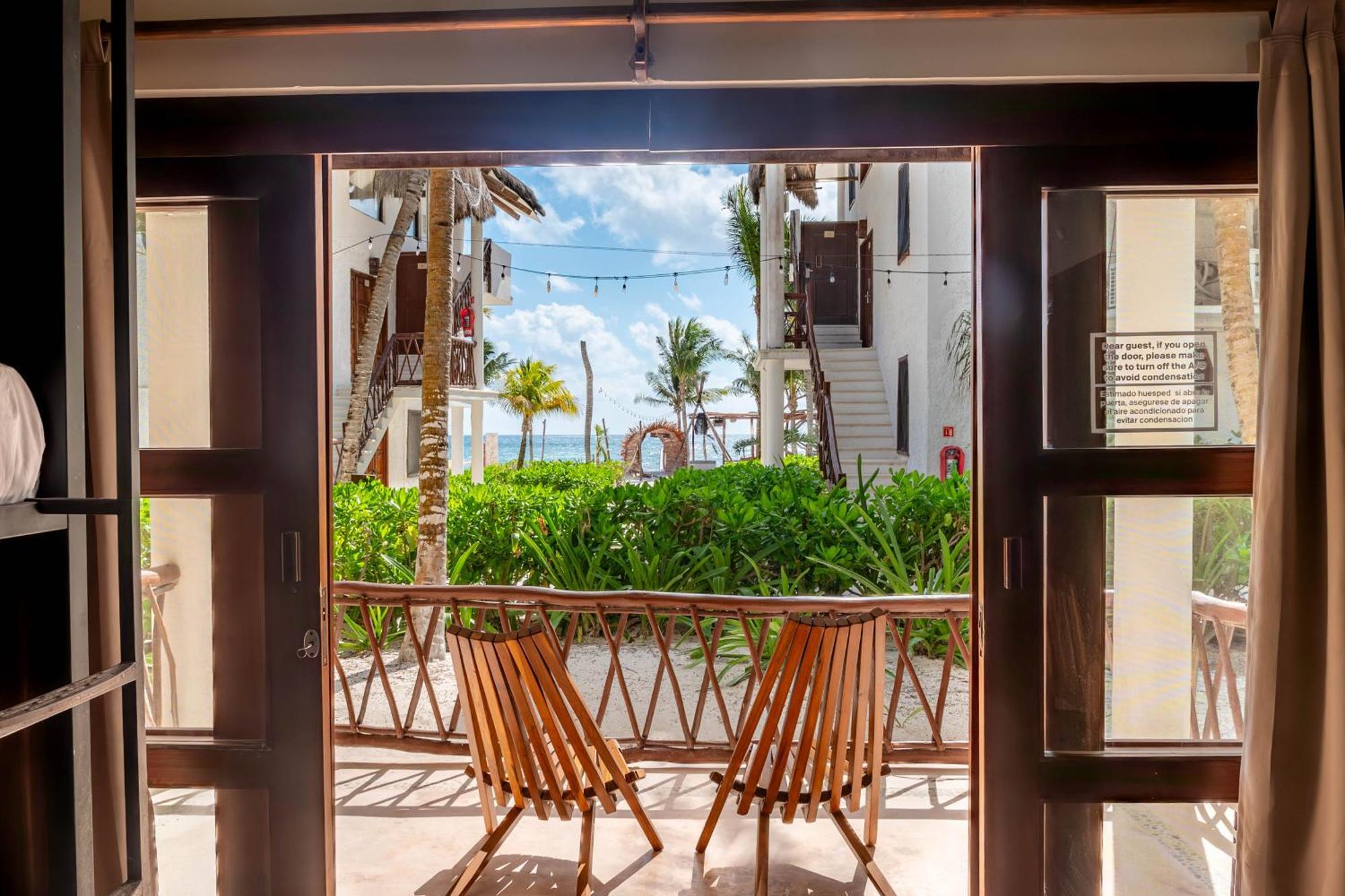 Mia Beachfront - Ocean View And Club Hotel