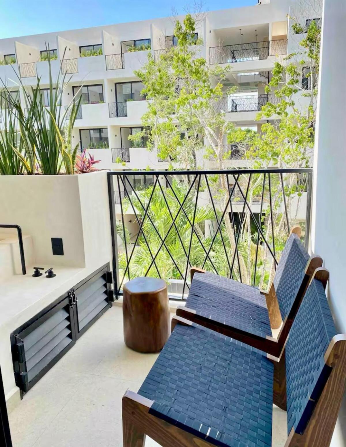 Private Jacuzzi 5 Min From The Beaches Apartment