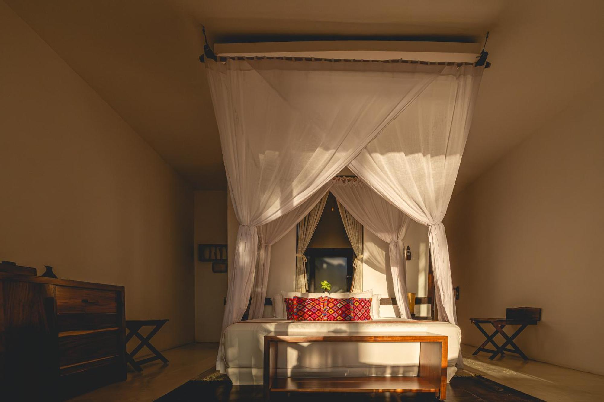 Hotel The