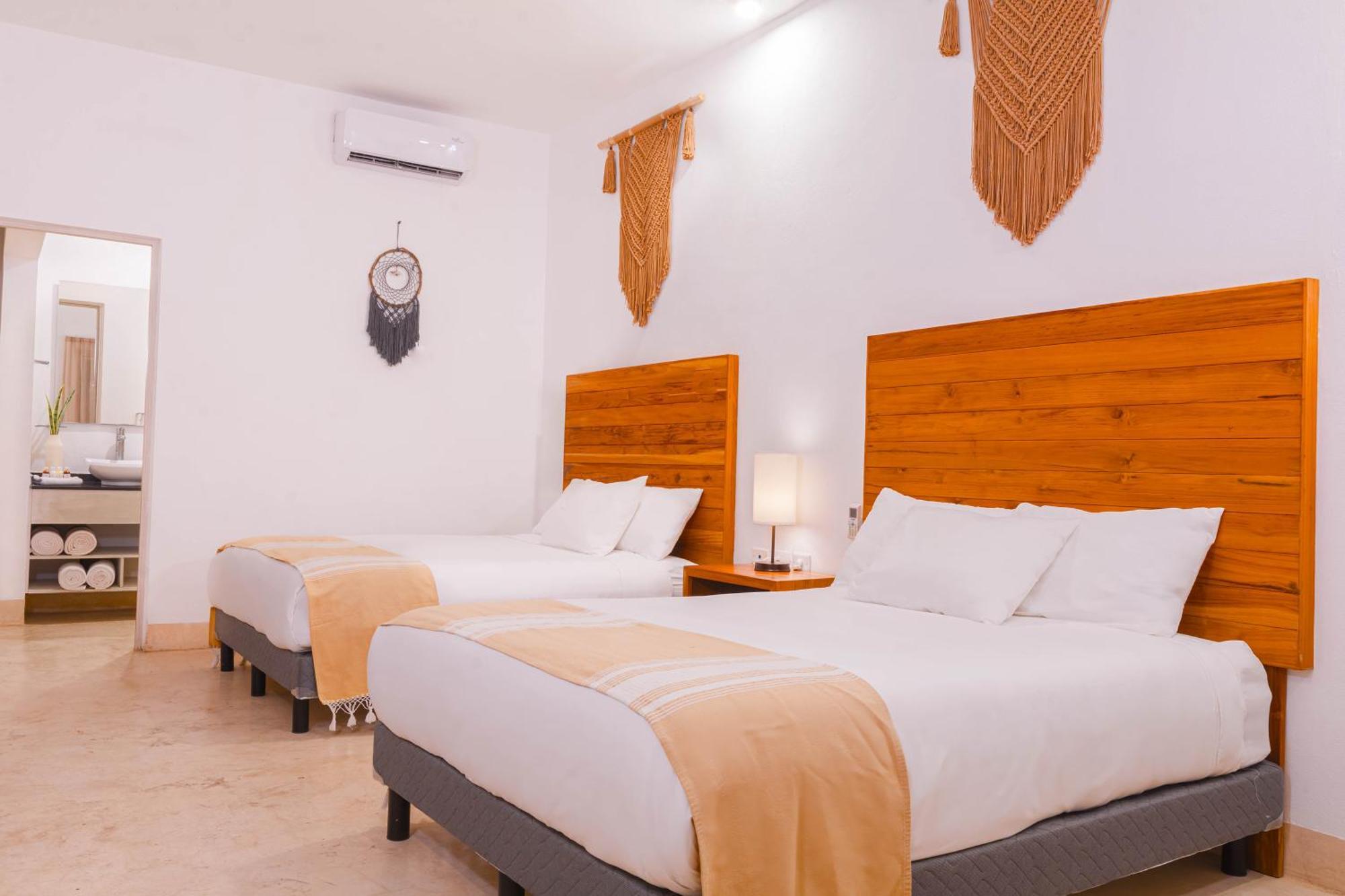 Hotel Collection O Kaab Boutique Tulum Centro, Pool And Parking