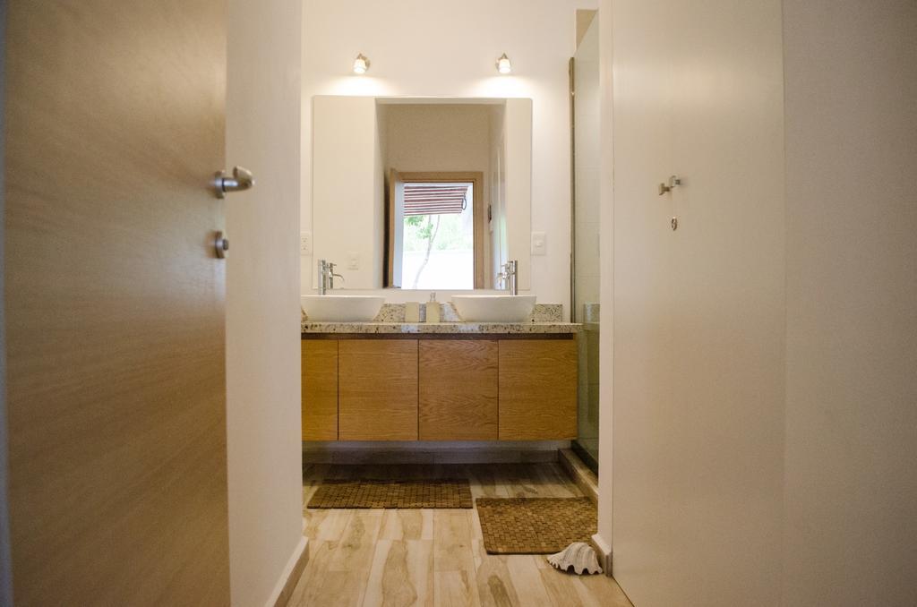 Villa Luxury Private , Private Pool, Private Garden, Jacuzzi, 24hours Security