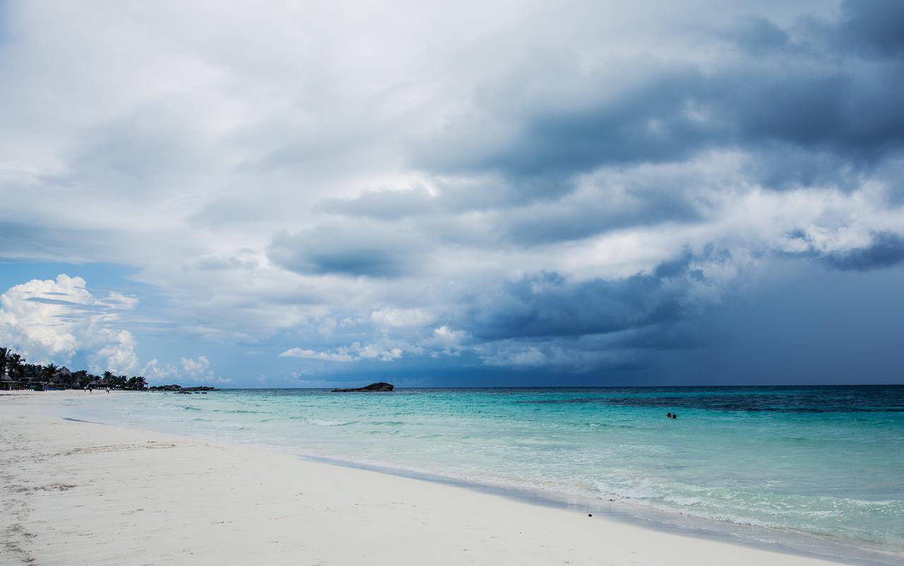 Lamar Front And Pool