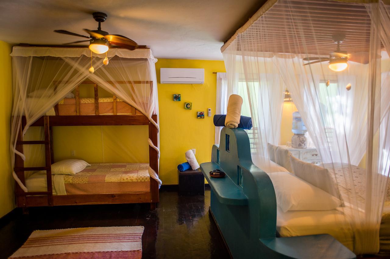 Cabanas La Luna Hotel 3*