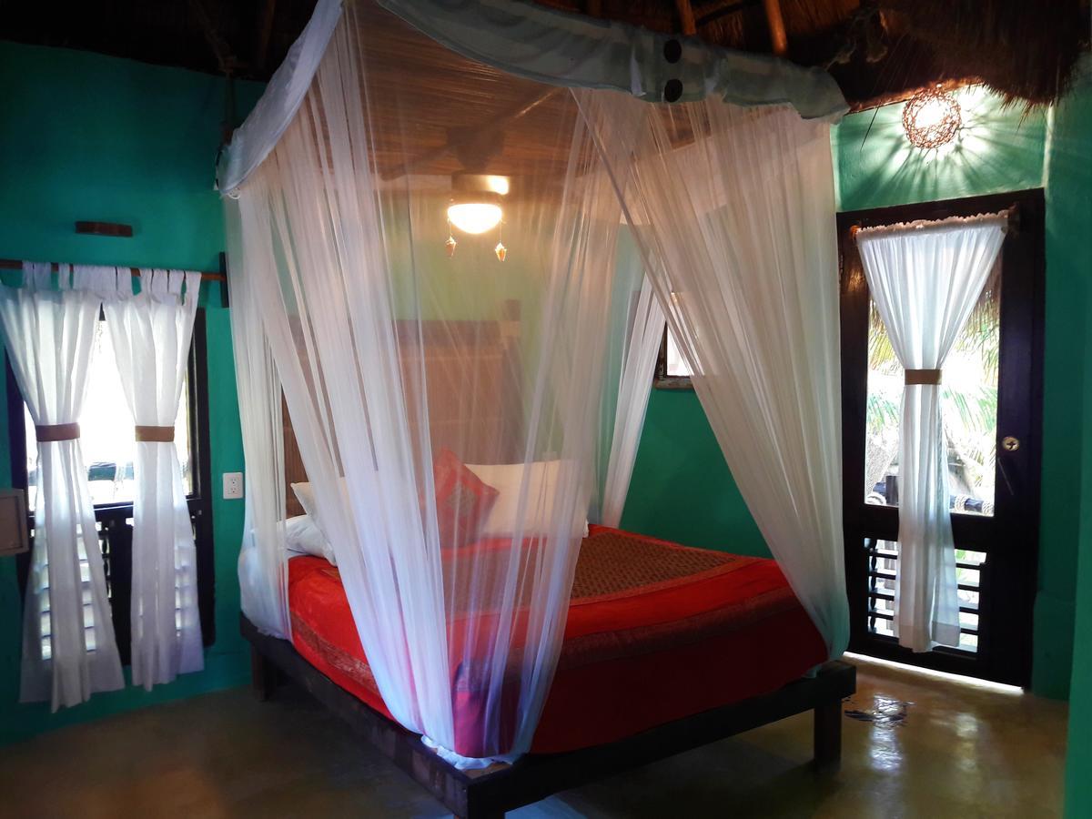 Hotel Cabanas La Luna 3*