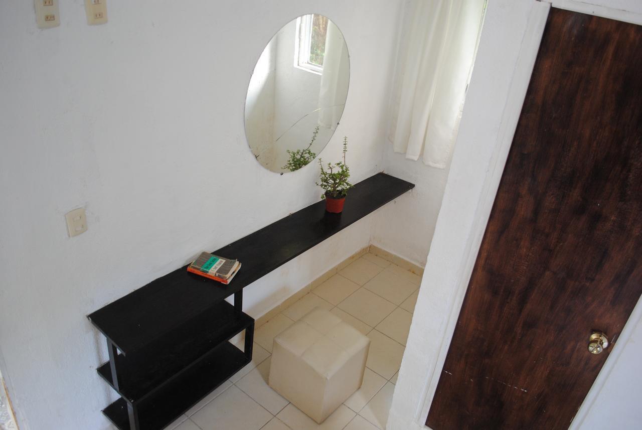 Hostel Lobo Inn Tulum *