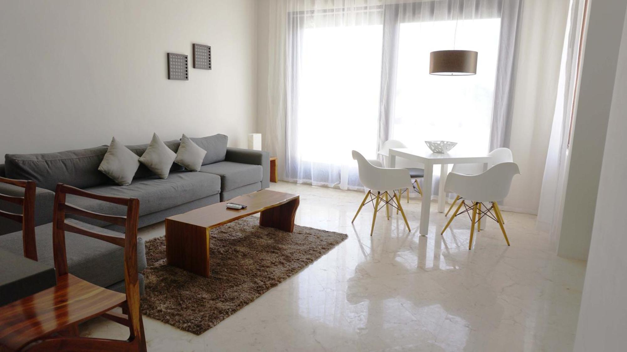 Intima Adults Only Hotel