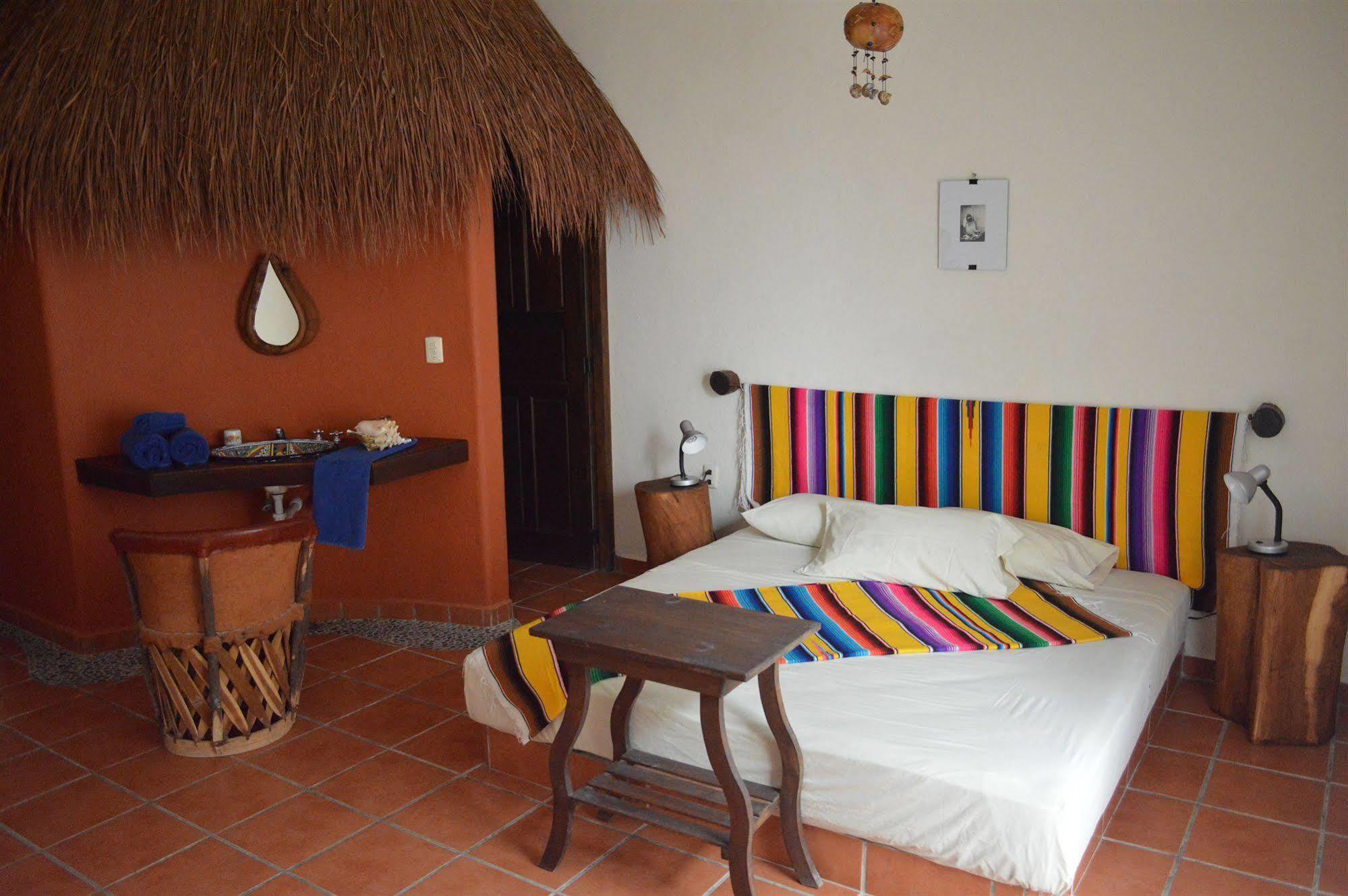 Hotel Lo Nuestro Petit 3*