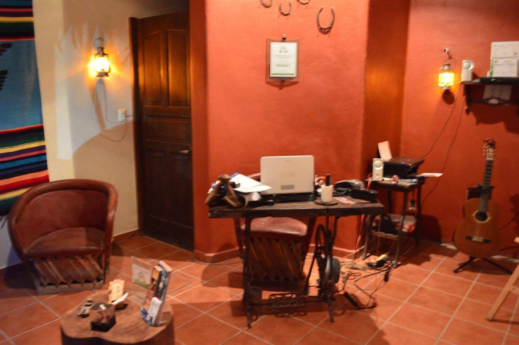 Lo Nuestro Petit Tulum