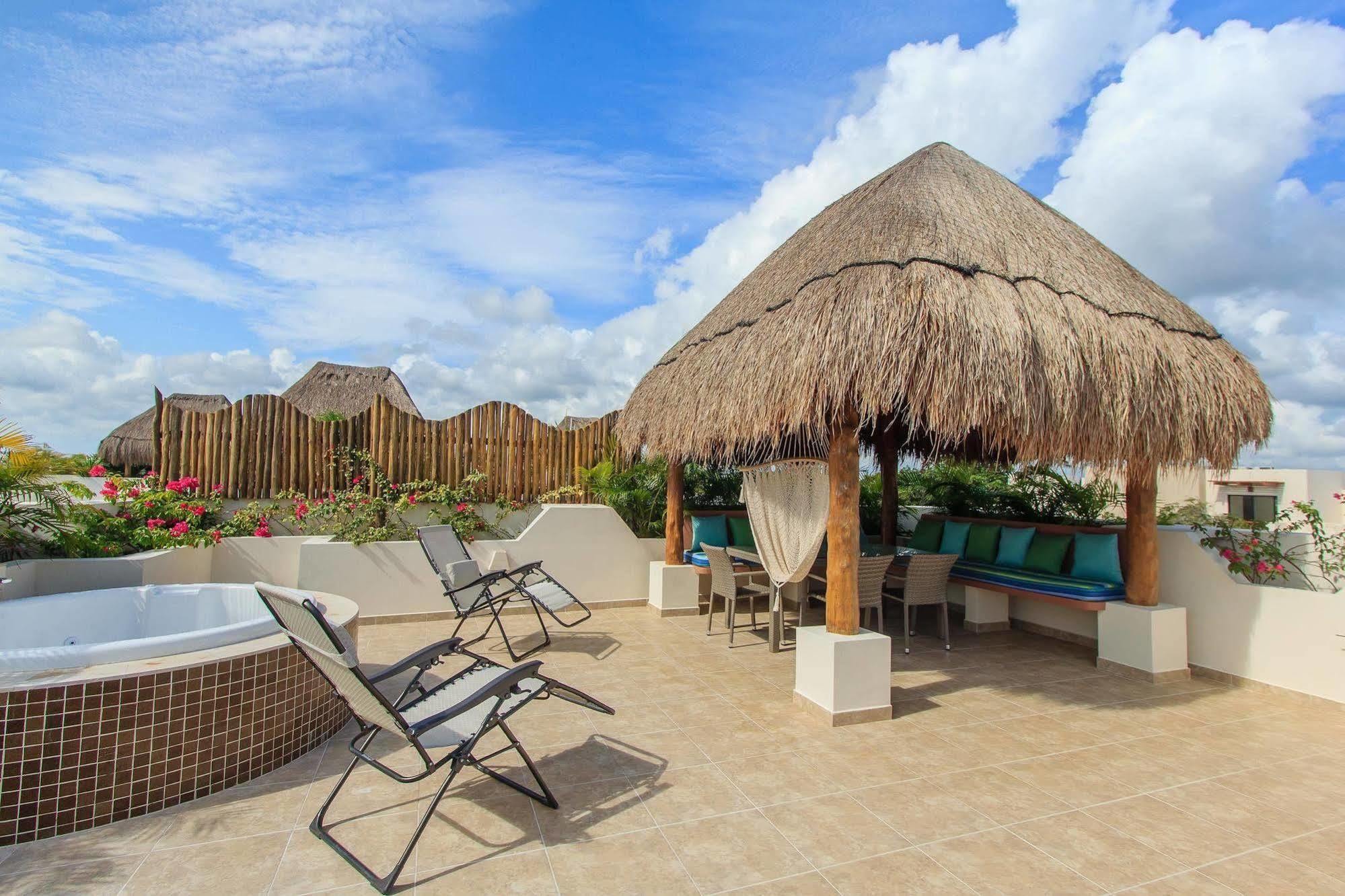 Hotel Condos Perfectly Situated Between The Beach & Tulum Town By Stella Rentals