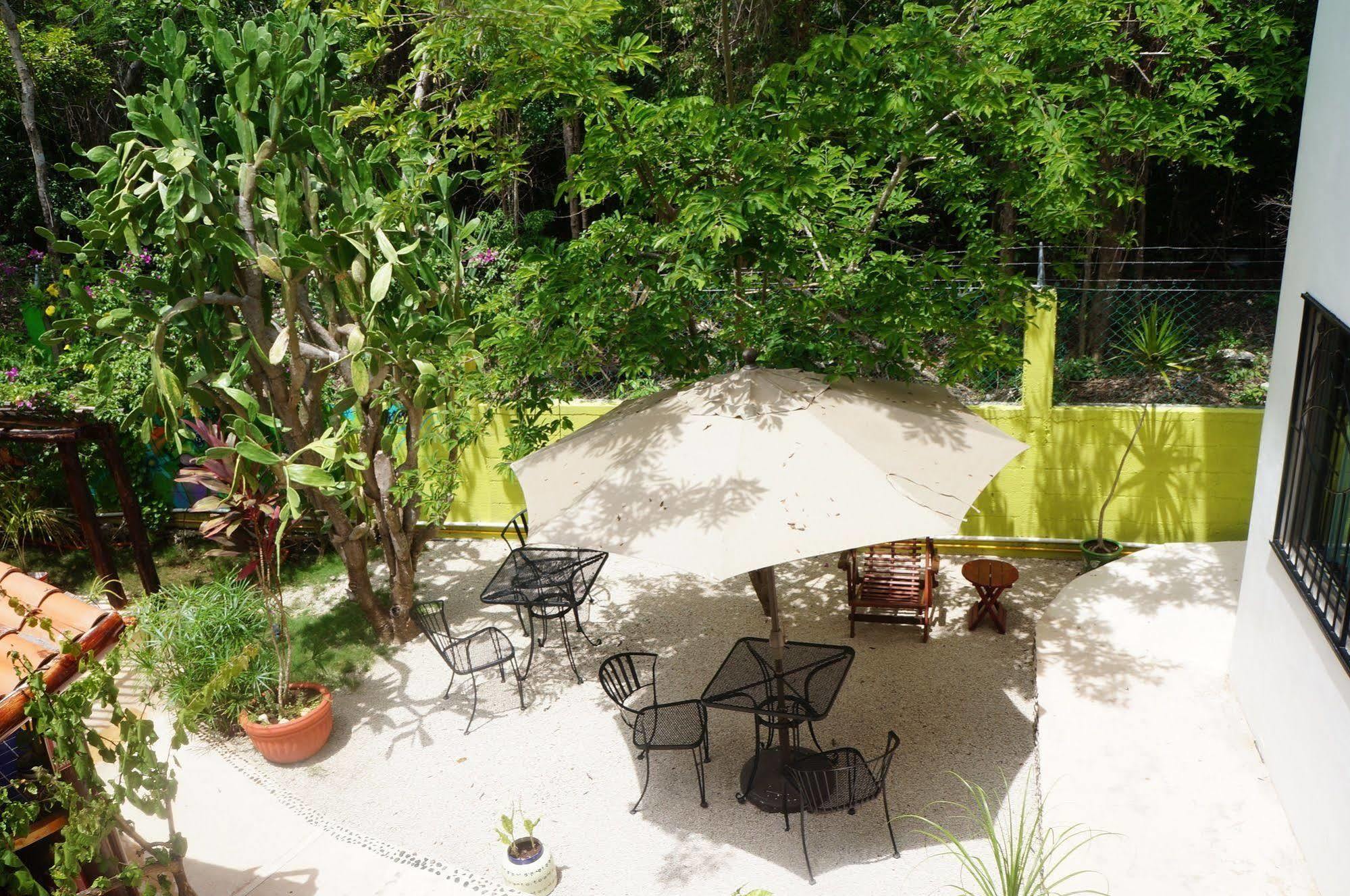 Bed & Breakfast Zenaliza Tulum