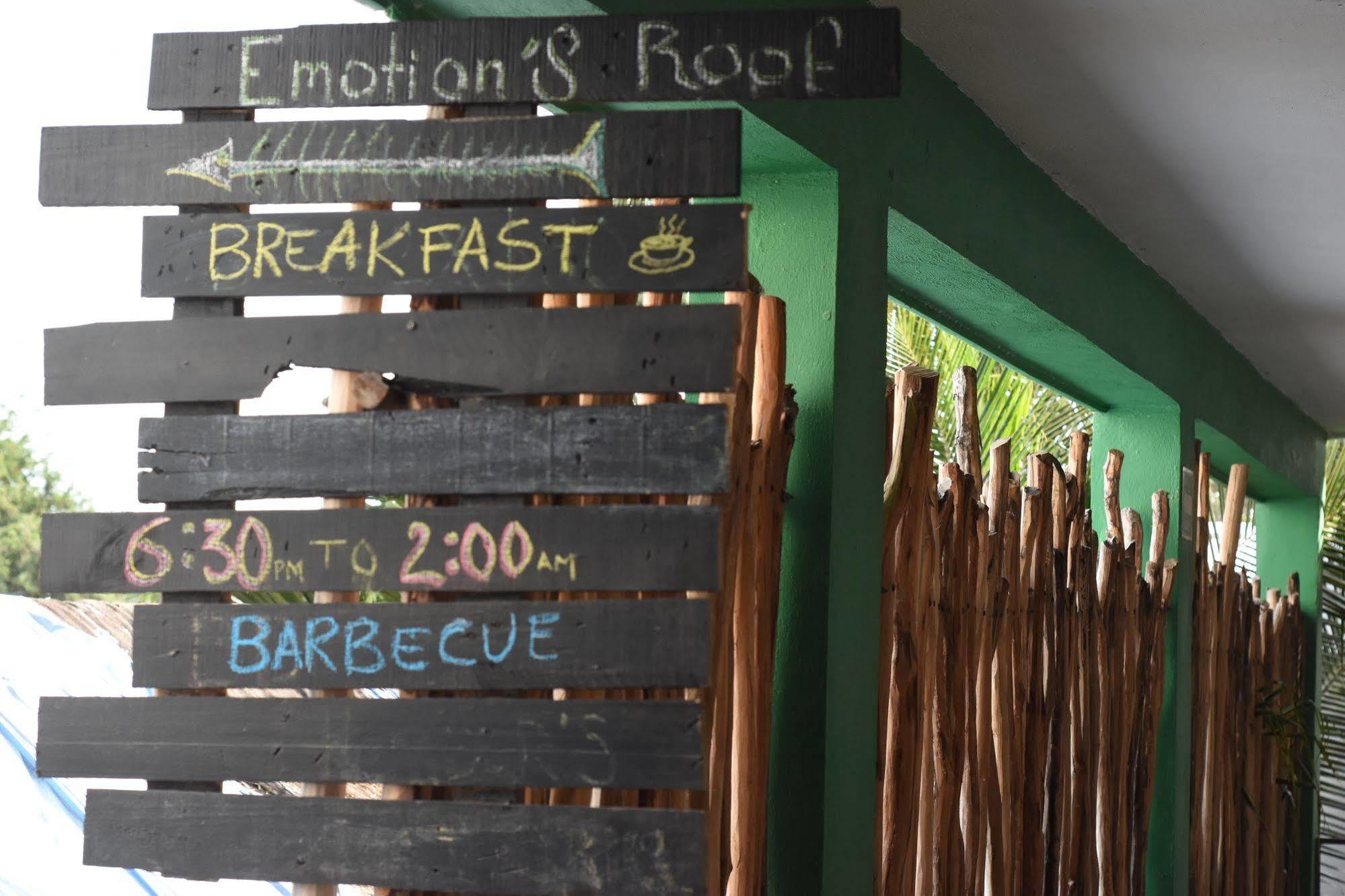 Emotion Avenida & Albergue