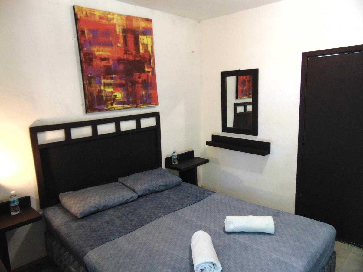 Crucero Bed & Breakfast *