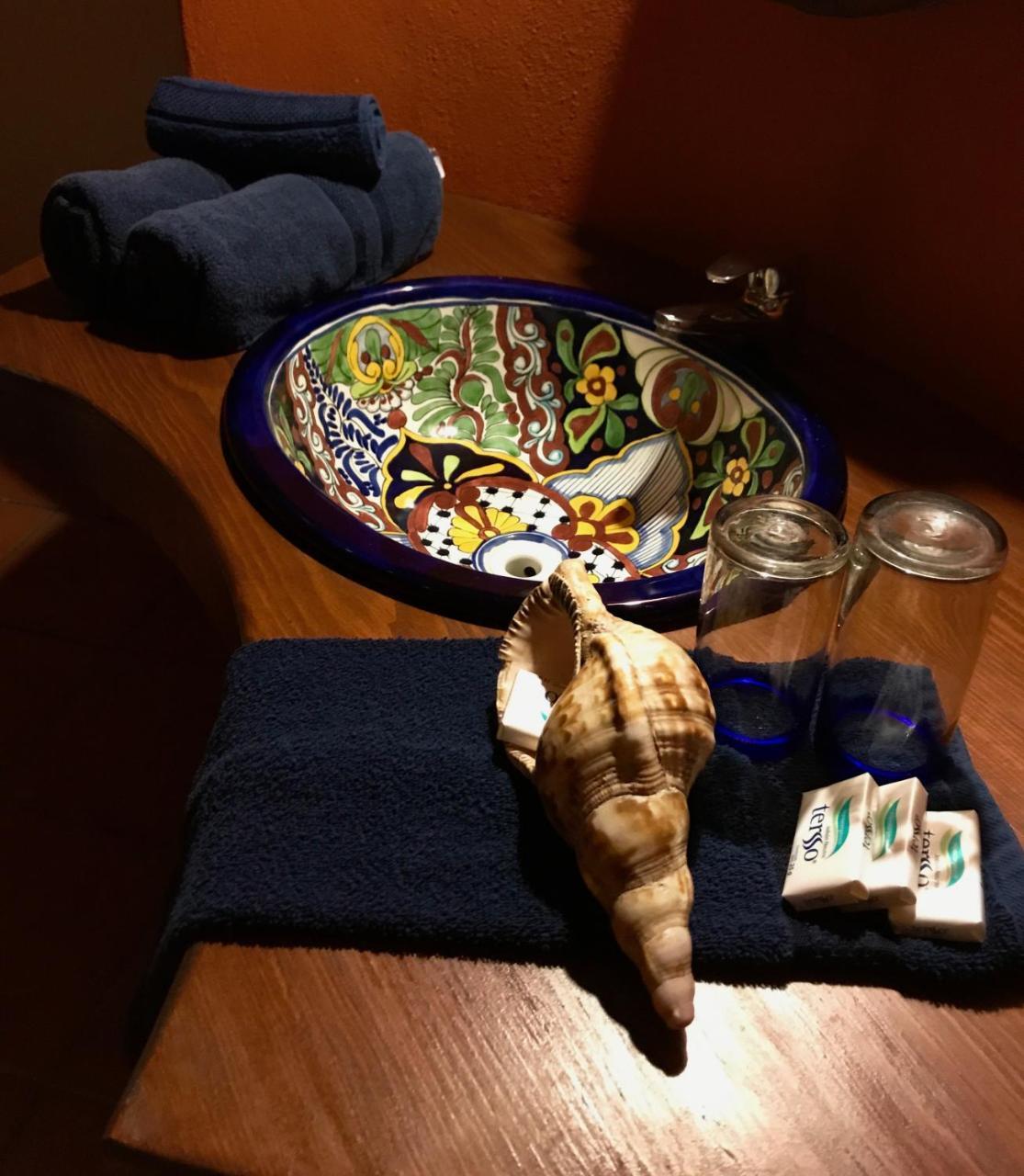 Lo Nuestro Petit Hotel