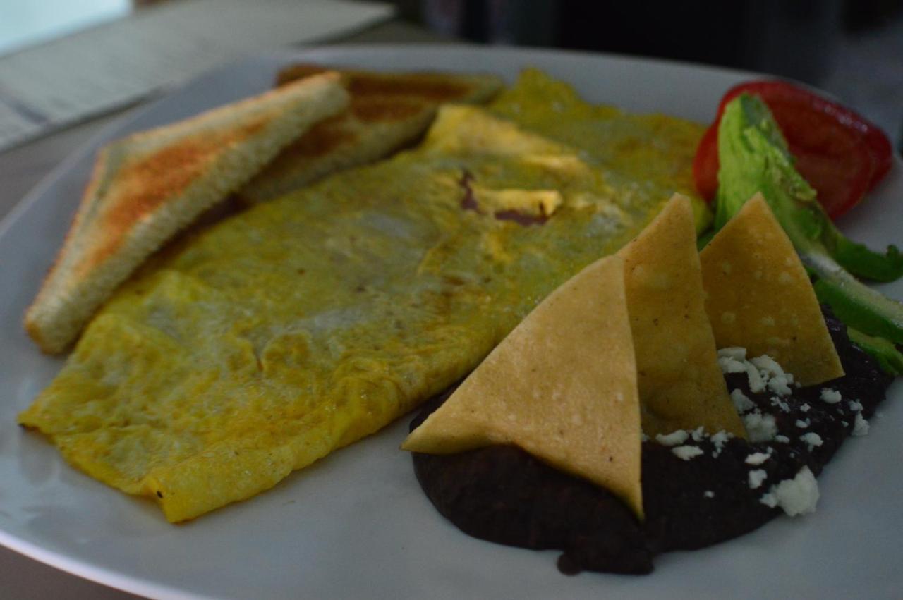 Kukulcan By Emotion Hotel 2*