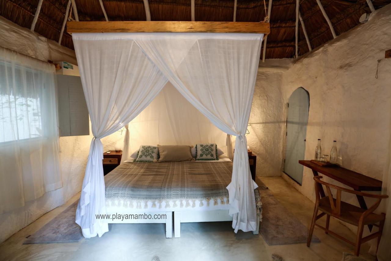 Playa Mambo Eco Cabanas Hotel