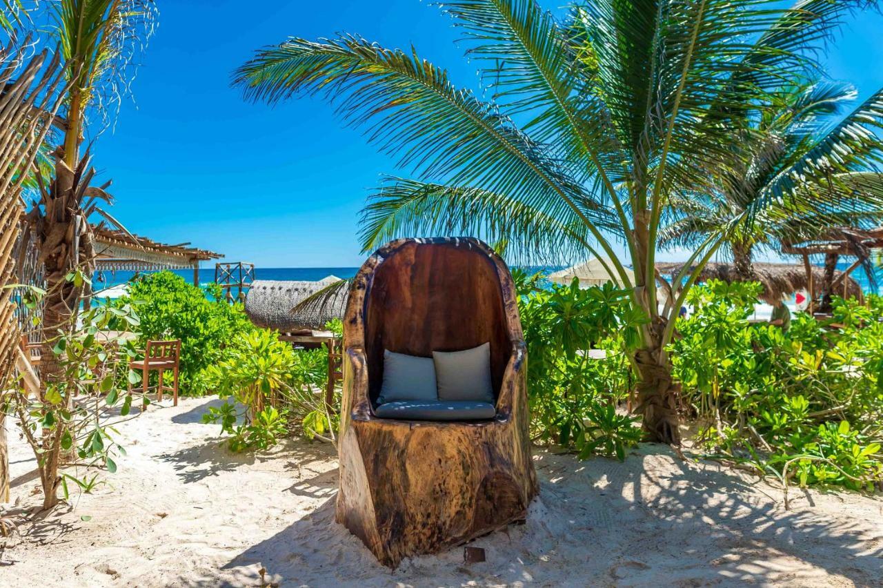 Kanan & Adults Only Playground 3*