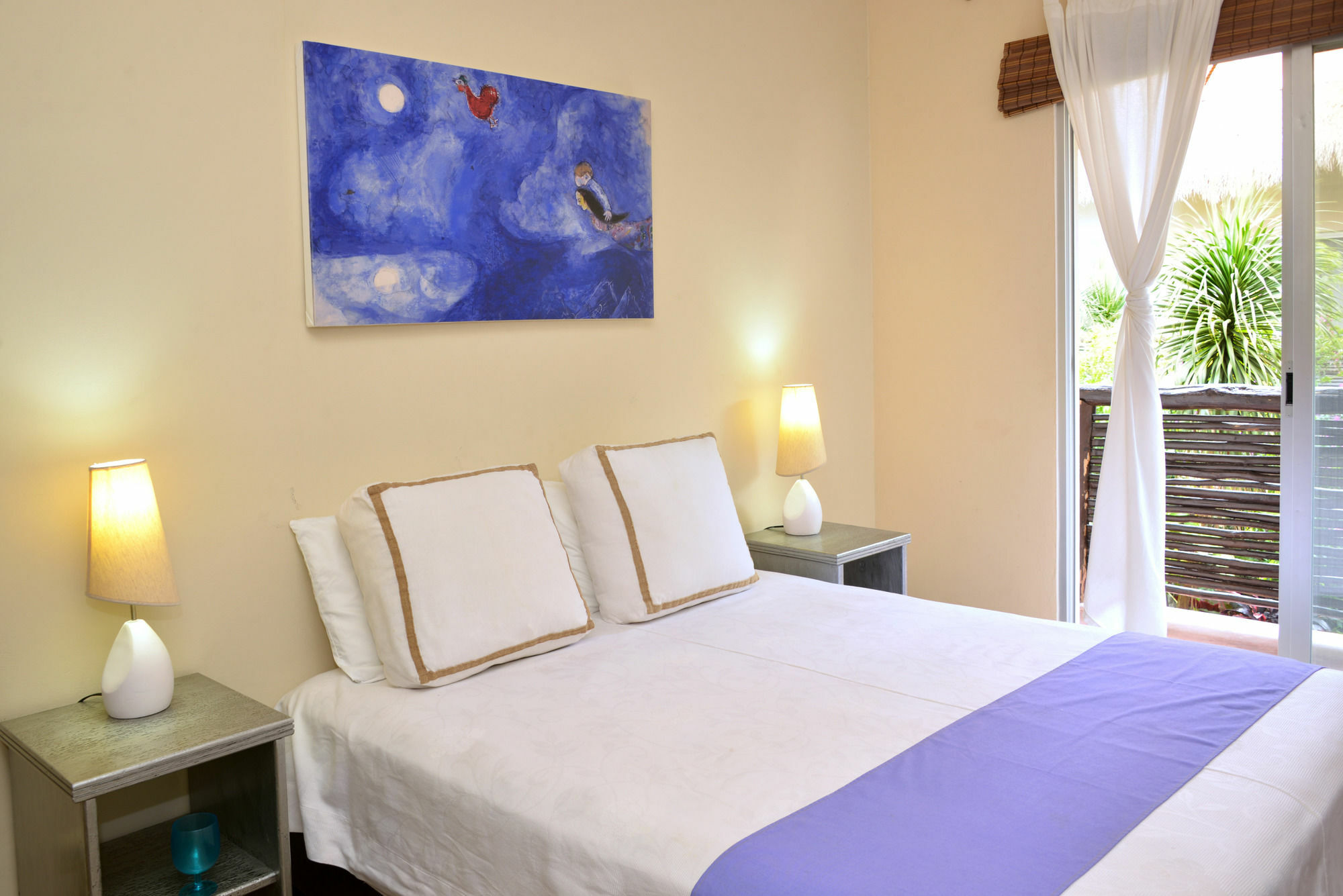 Geminis Boutique Condohotel 4*