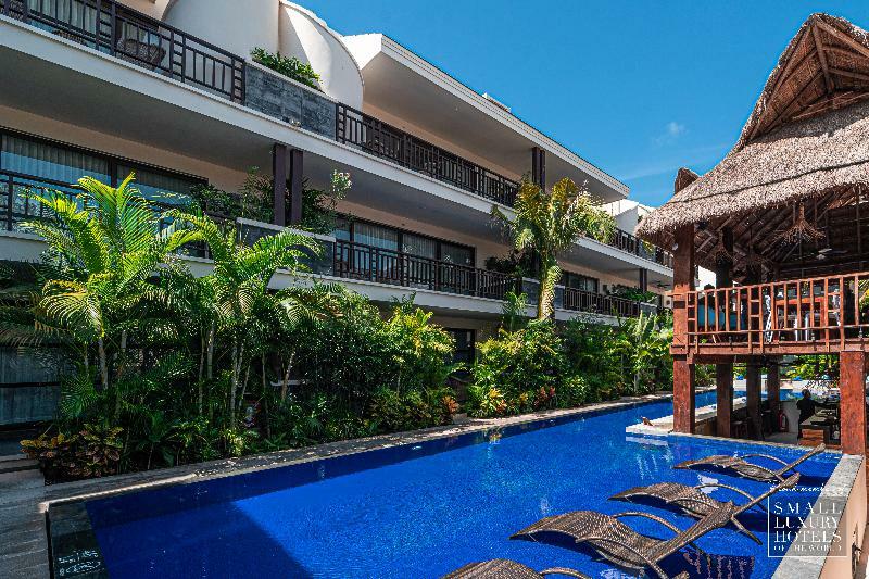 Kasa Parota Hotel