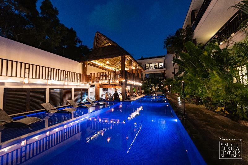 Kasa Parota 3*