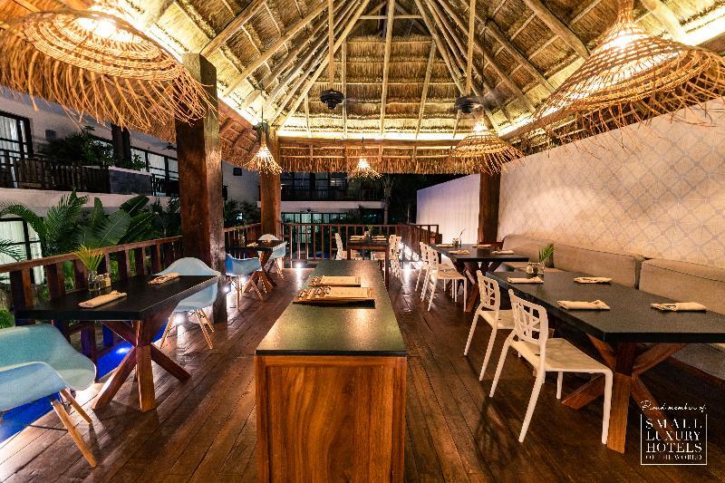 Kasa Parota Hotel 3*