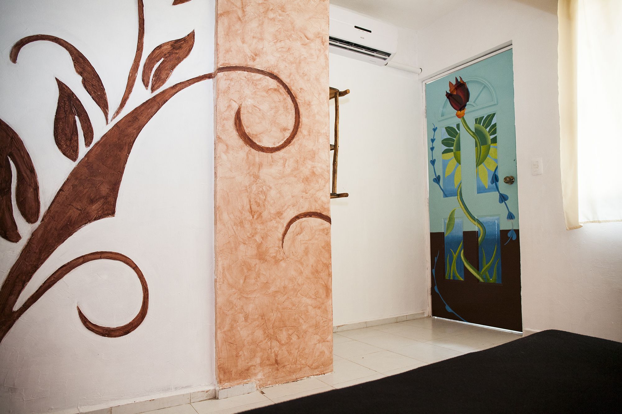 Hotel Lucky Traveler