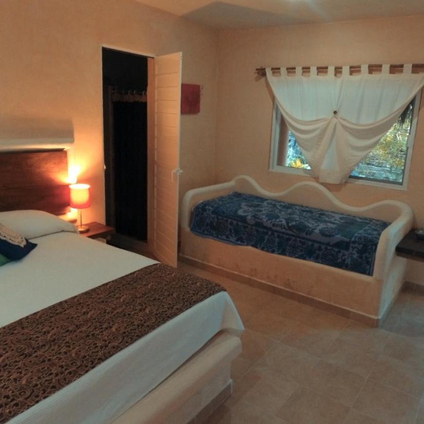 Bed & Breakfast Casa Tzalam Selva 3*