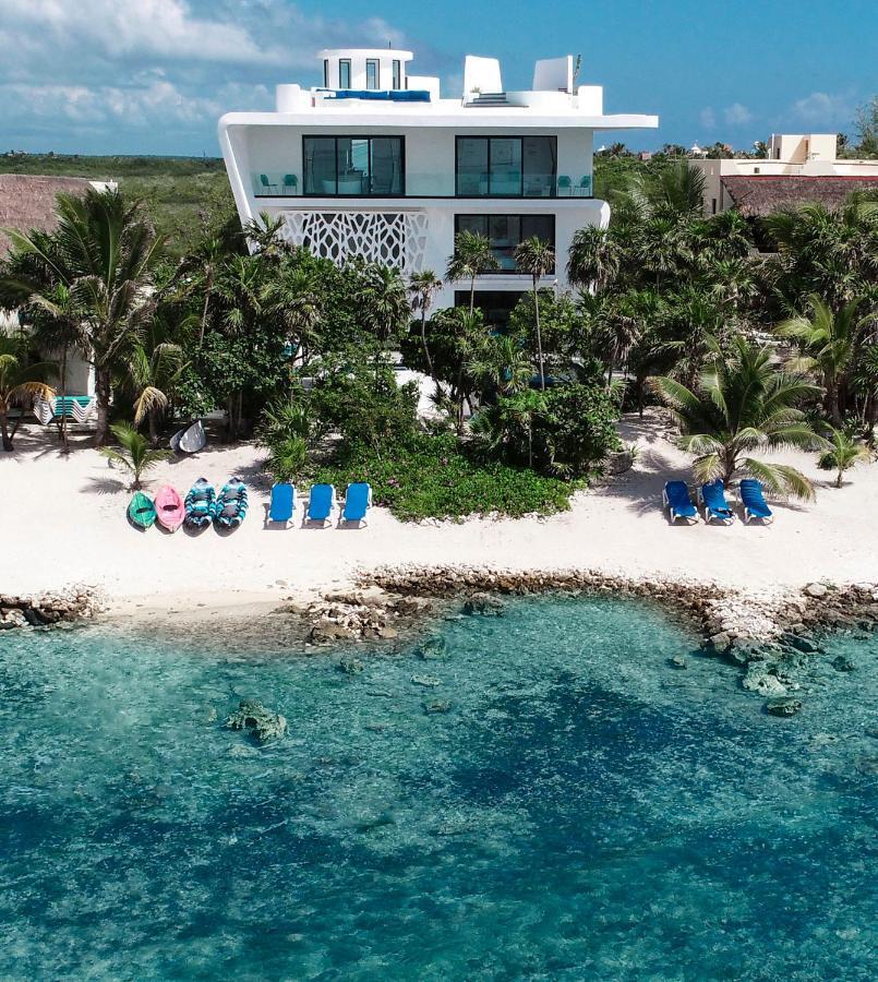 La Maison Manati, Beachfront, Infinity Pool, Cooking Service Included * Tulum