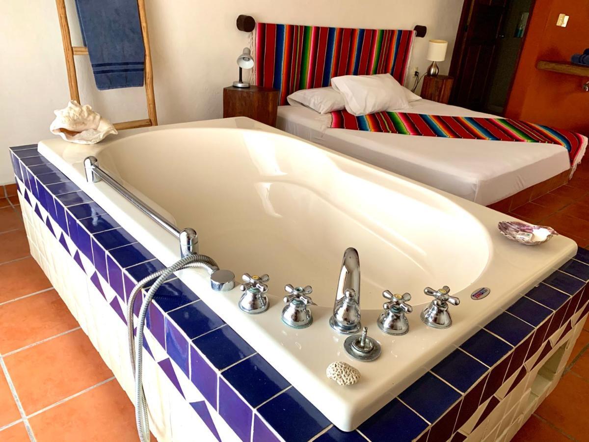 Lo Nuestro Petit Tulum