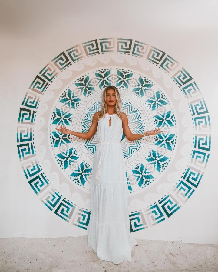 Playa Mambo Eco Cabanas Hotel