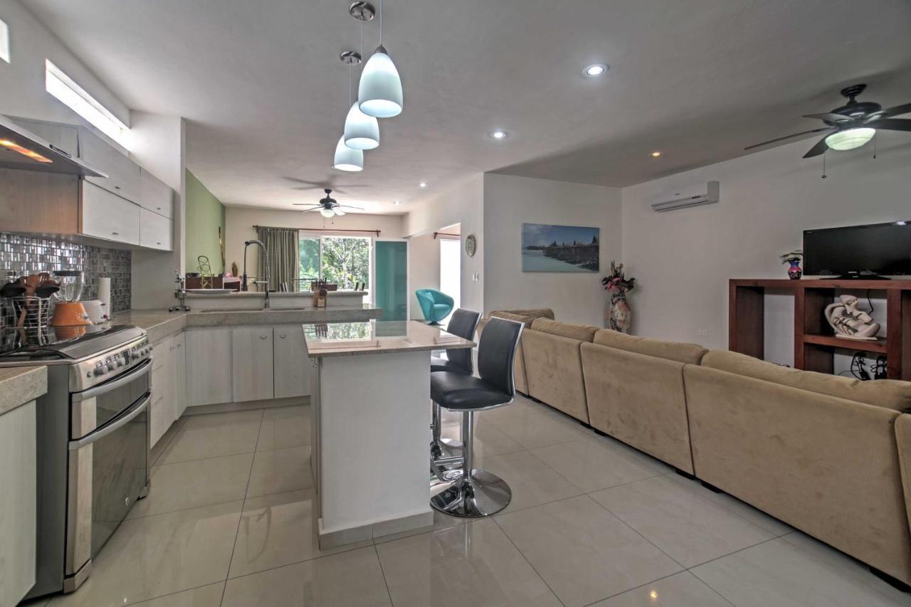 Casa Esmeralda W/ Pool Access & Furnished Patio! Villa Tulum